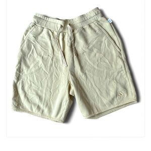Adidas butter yellow Athletic Shorts Relaxed Fit small
